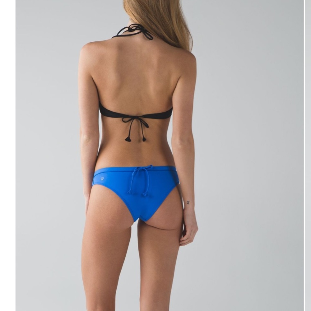 Lululemon Be Cheeky Bottom Pipe Dream Blue size 6